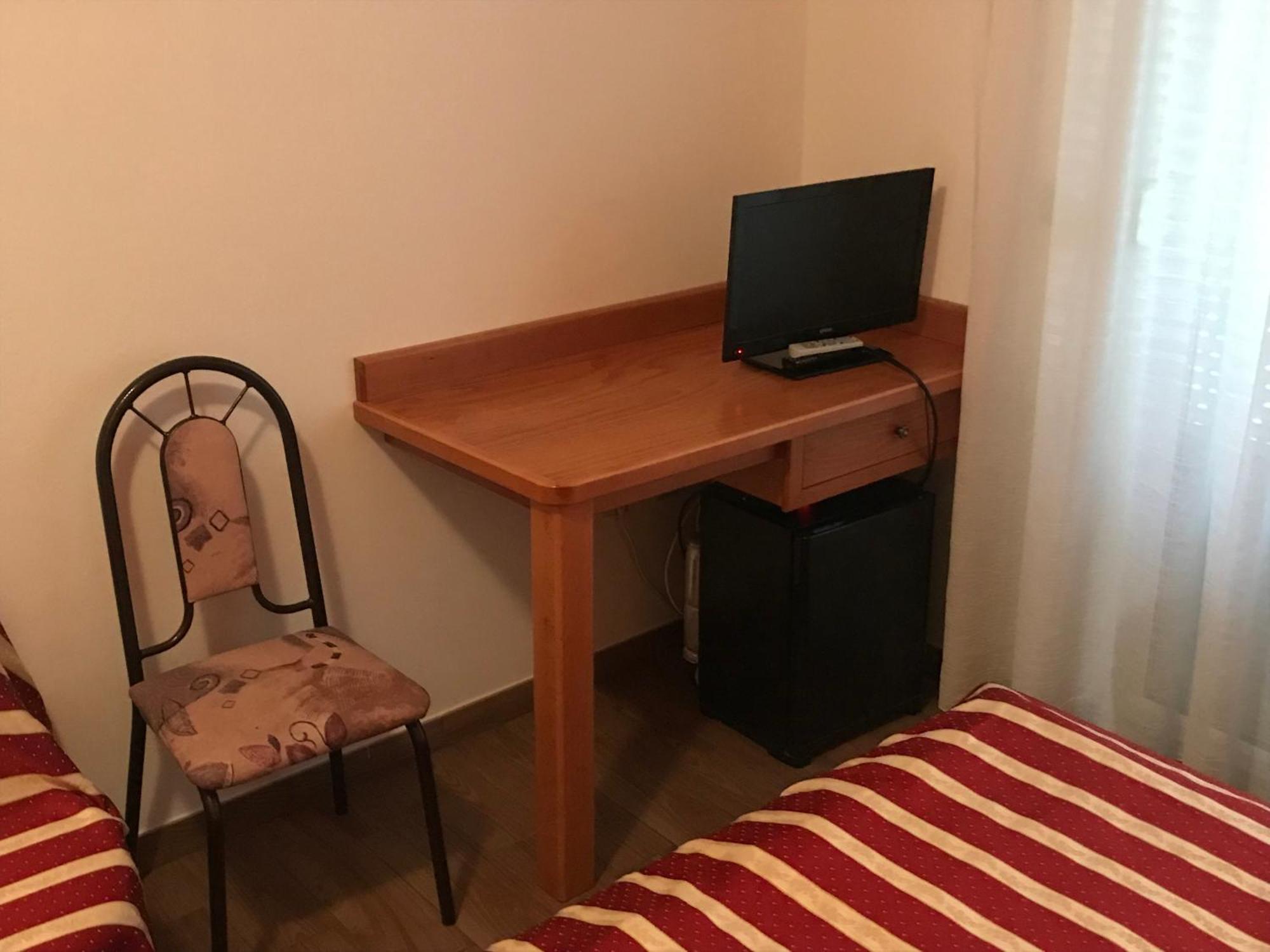 Pansion Dragica Apartment Rab Town Exterior photo